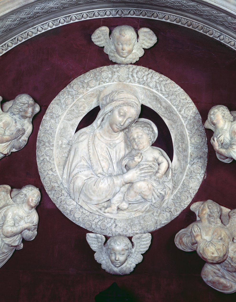 Filippo Strozzi sírja 1428-91 a Strozzi-kápolnában, 1491-95 márványrészlet a 208700-ból alkotó: Benedetto da Maiano