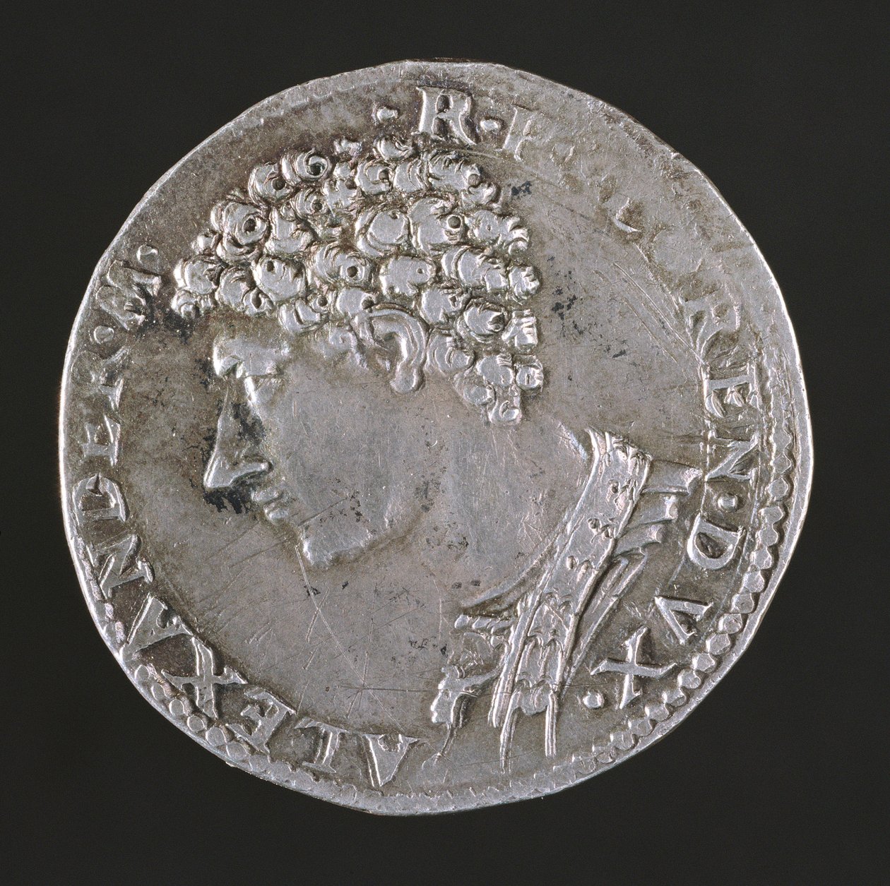 Alessandro De Medici (1511-74) ezüstérmének előlapja Felirat: Felirat: ALEXANDER MED R P FLOREN DVX, verve 1532-37 (a hátlapot lásd: 108640). alkotó: Benvenuto Cellini