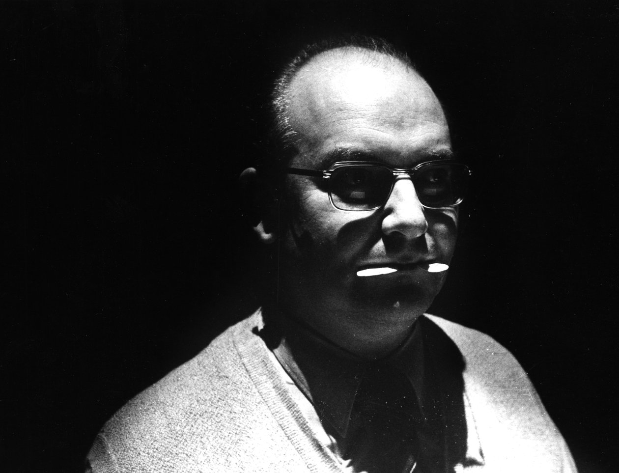 Aloys KONTARSKY alkotó: Bernard Perrine