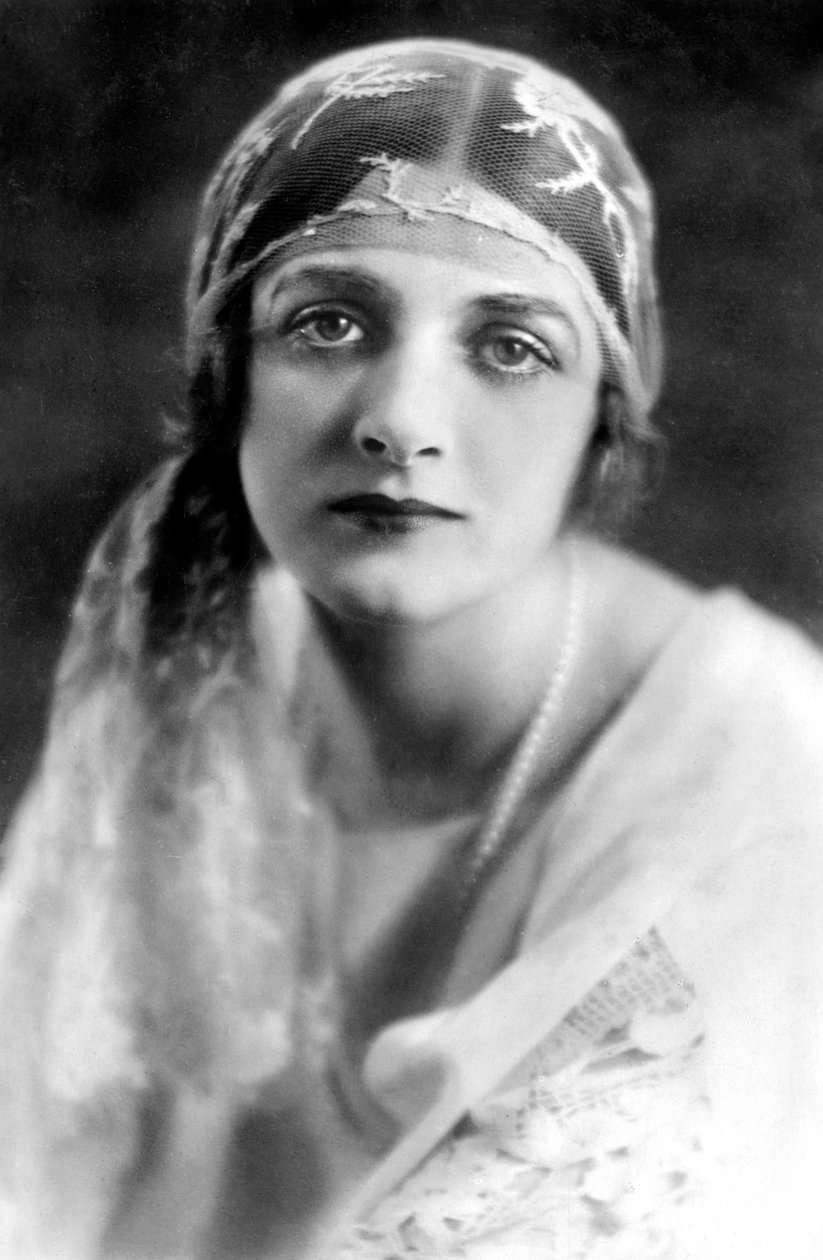 Gladys Cooper 1888-1971, angol színésznő, 1900-as évek. alkotó: Bertram Park