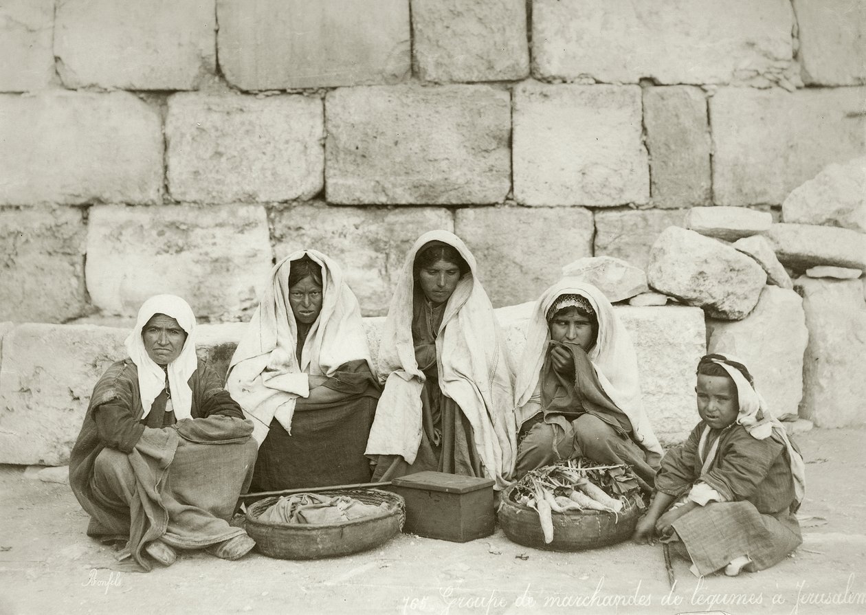Egy csoport fellahin a piac végén, 1867-98 körül alkotó: Bonfils Studio