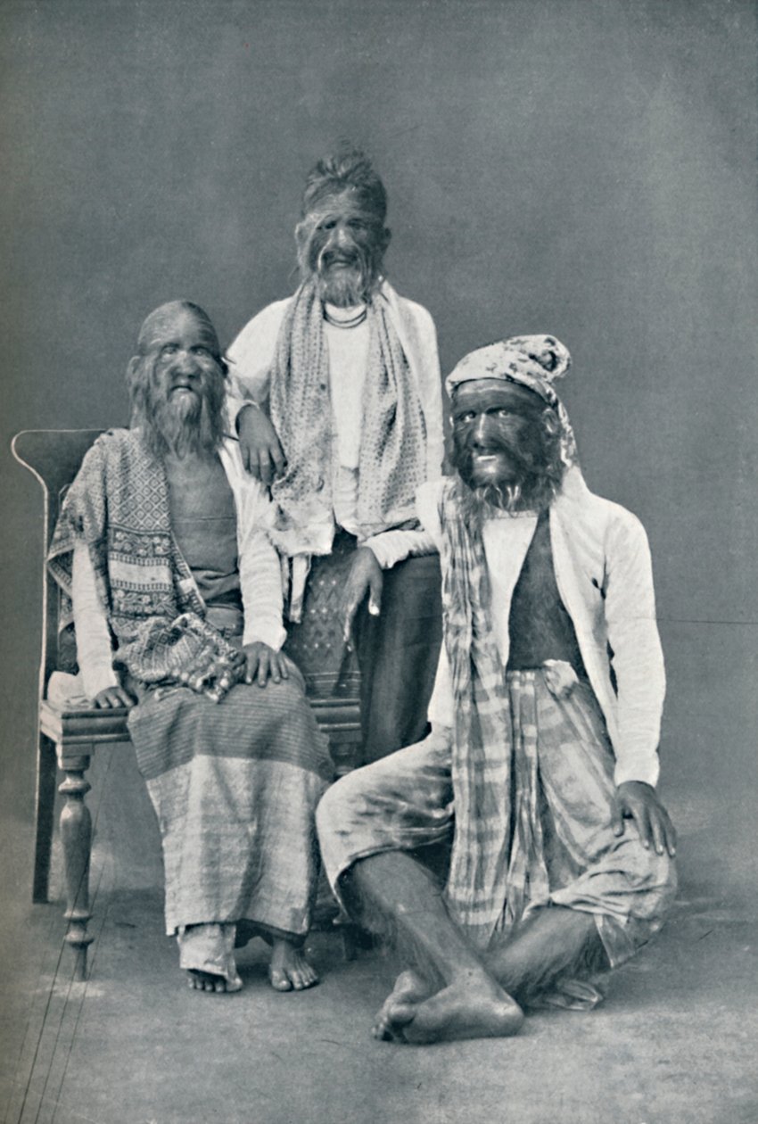 Mandalay szőrös családja, Burma, 1902 alkotó: Bourne and Shepherd
