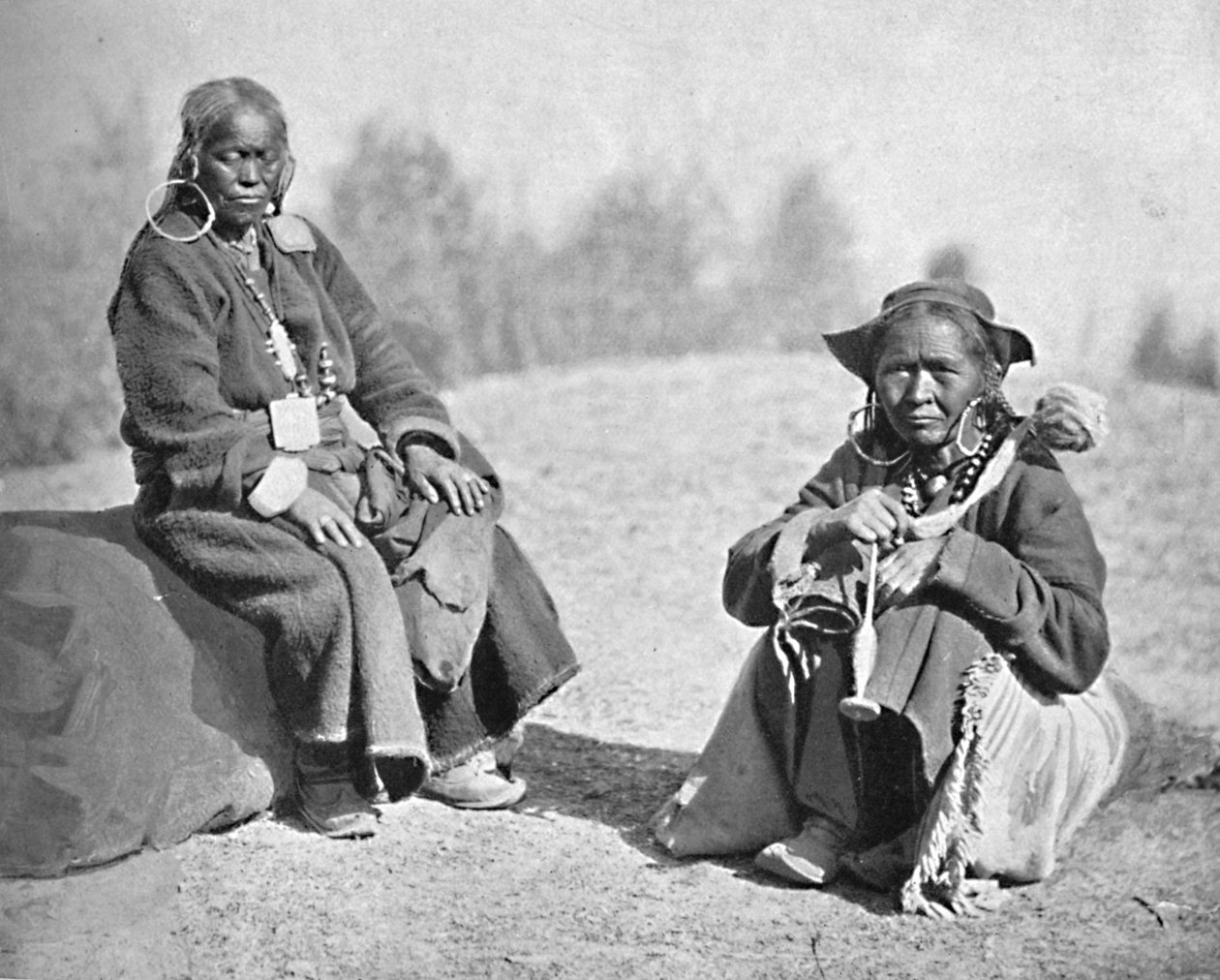 Tibeti törzsből származó ladakhi nők, 1902 alkotó: Bourne and Shepherd