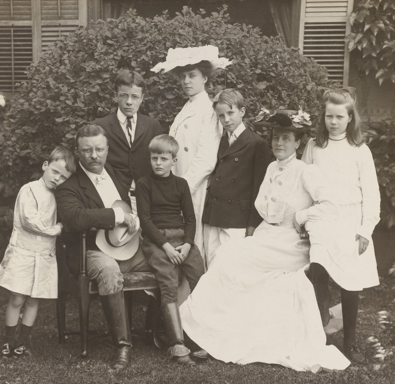 Theodore Roosevelt elnök, felesége Edith és családja alkotó: Brothers Pach