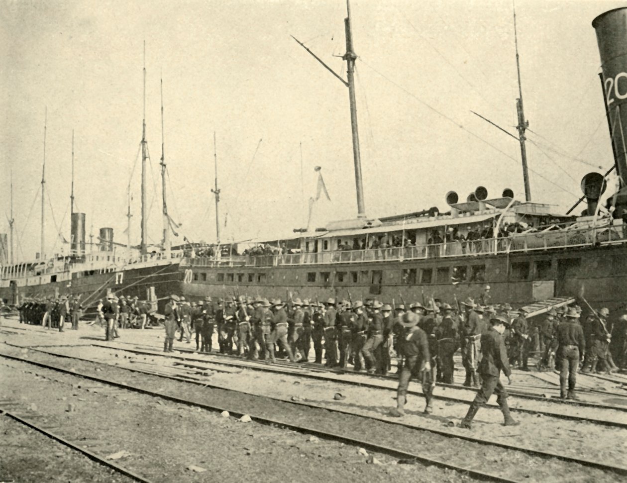 13. gyalogság a gyakorlat után, spanyol-amerikai háború, 1898. június, 1899. alkotó: Burr McIntosh