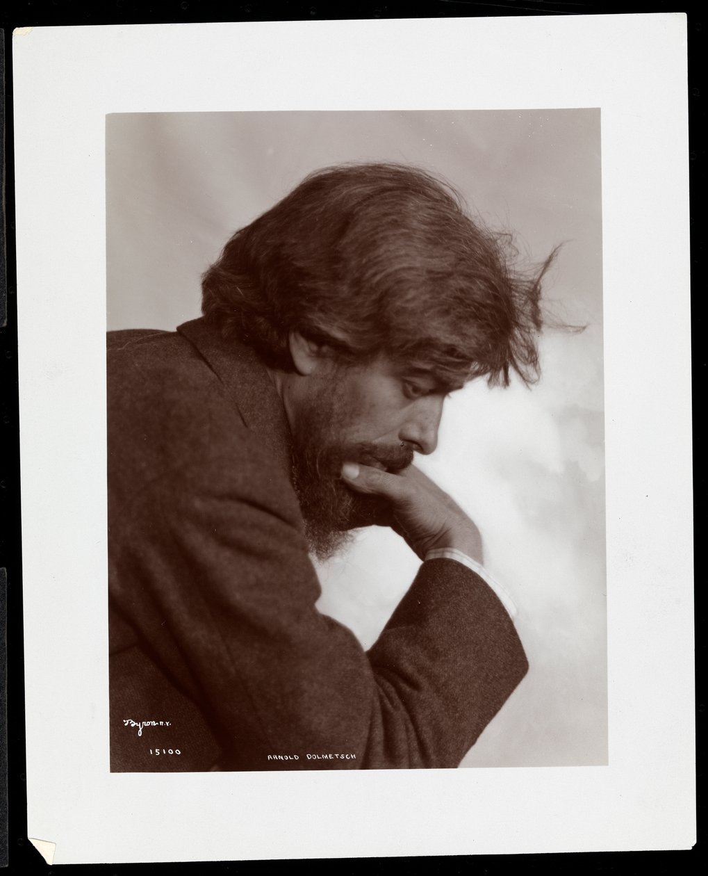 Arnold Dolmetsch, 1902 körül (kollotípia) alkotó: Byron Company