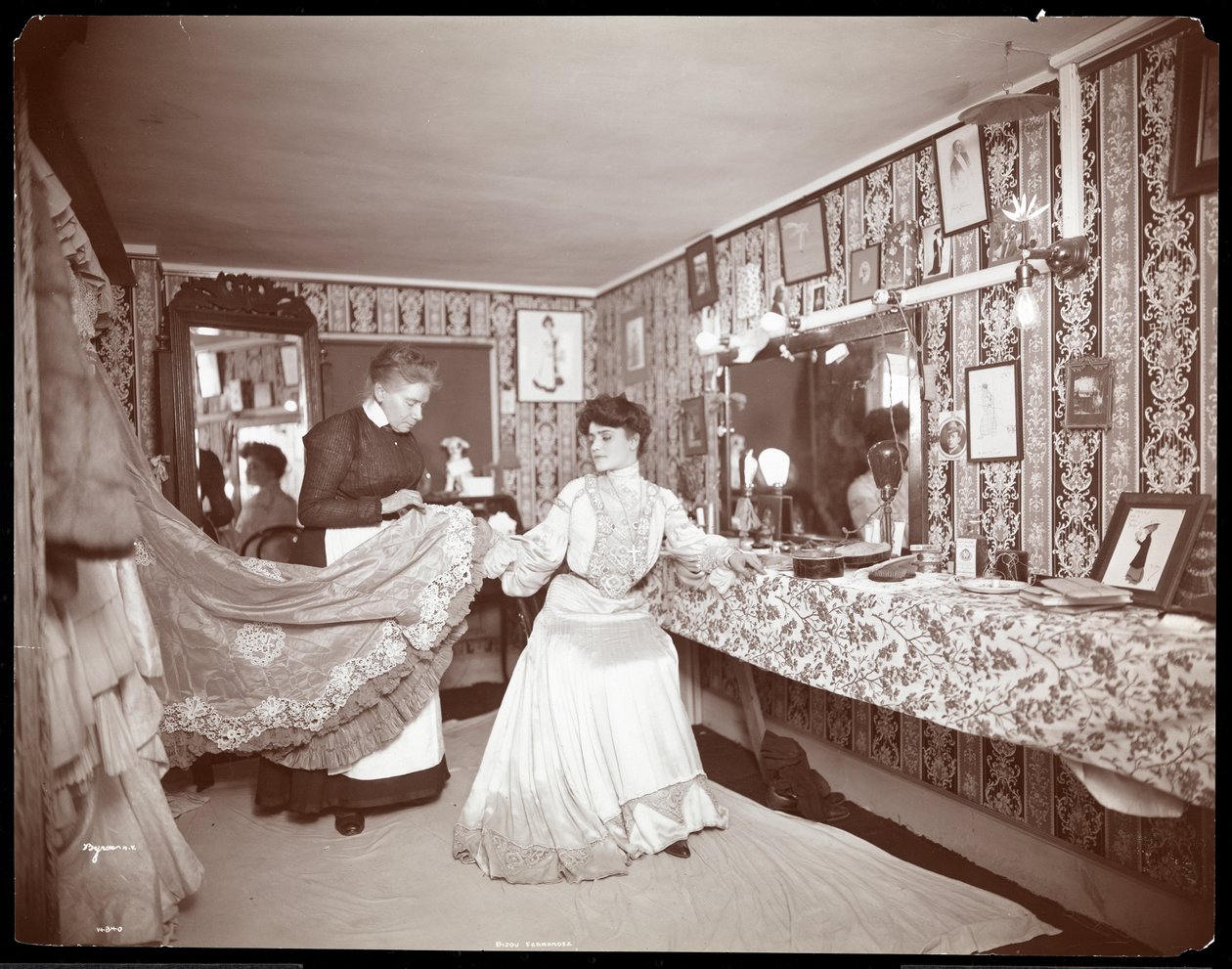 Bijou Fernandez, 1902 (ezüst zselatin nyomat) alkotó: Byron Company