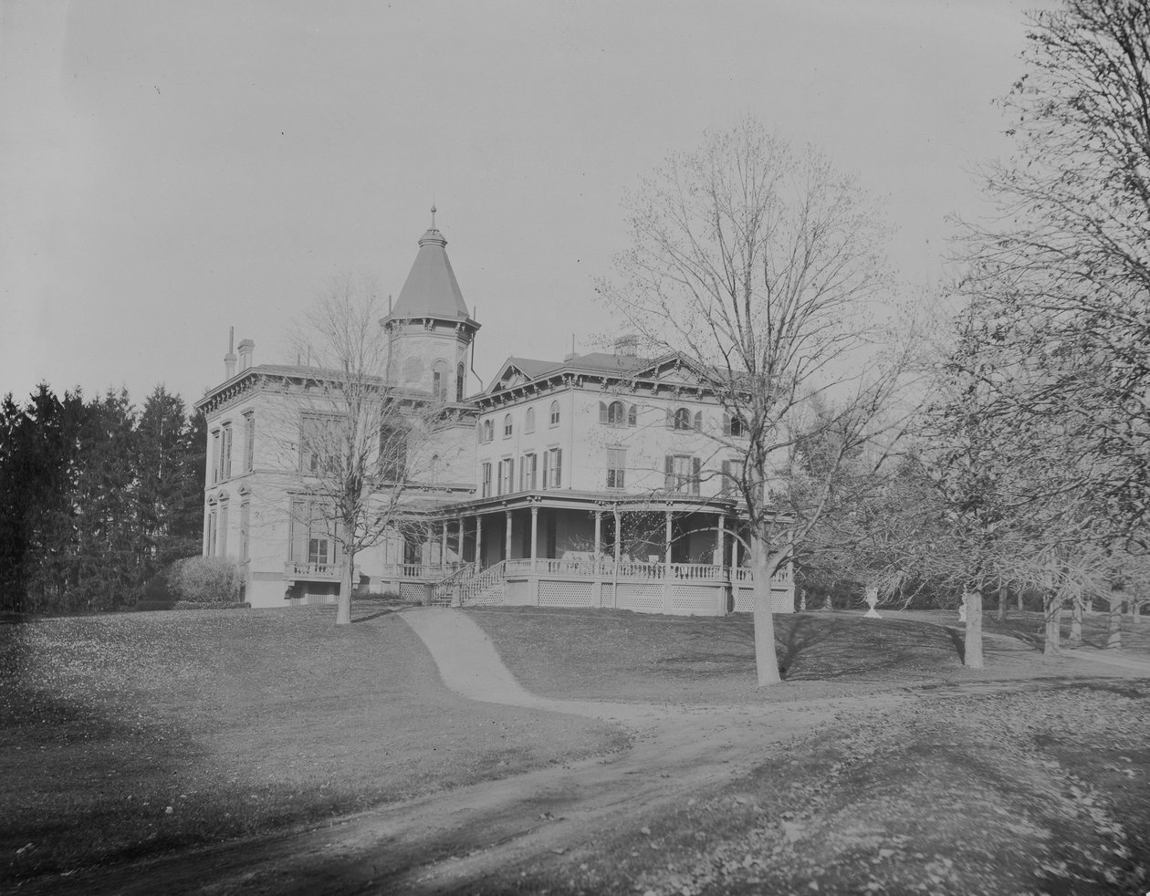 John Jacob Astor rezidenciája Rhinecliffben, New York, 1893-94 (ezüstzselatinos nyomat) alkotó: Byron Company