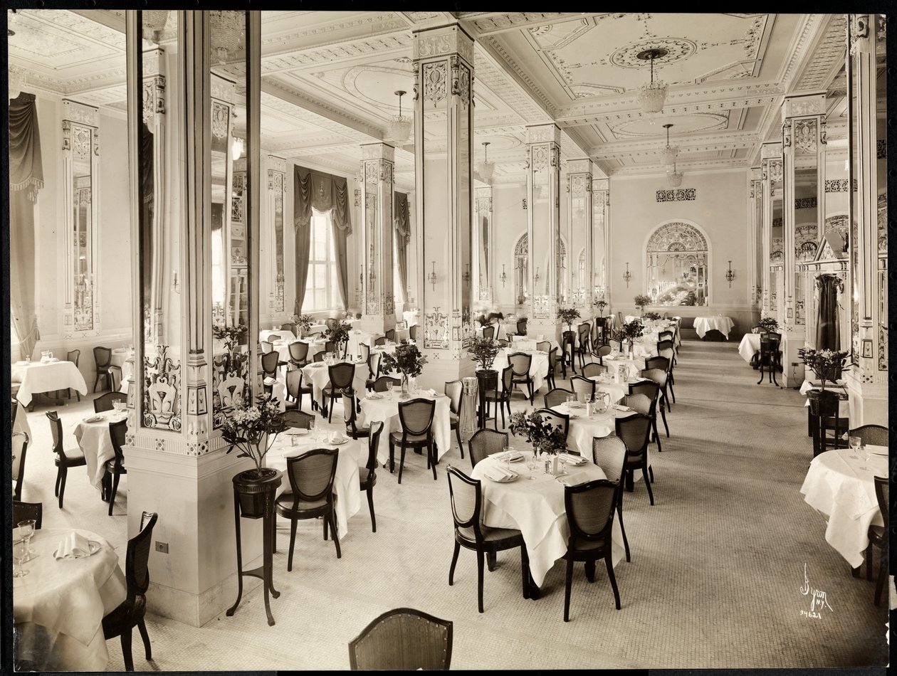 Ebédlő a Robert Treat Hotelben, Newark, New Jersey, 1916 (ezüst zselatin nyomat) alkotó: Byron Company