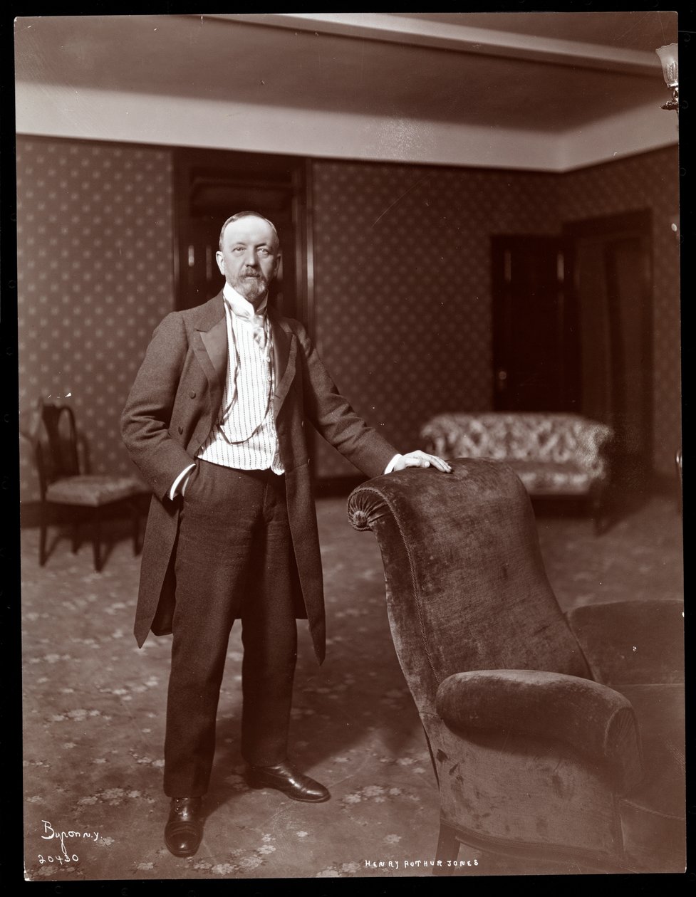 Henry Arthur Jones, 1905 (ezüst zselatin nyomat) alkotó: Byron Company