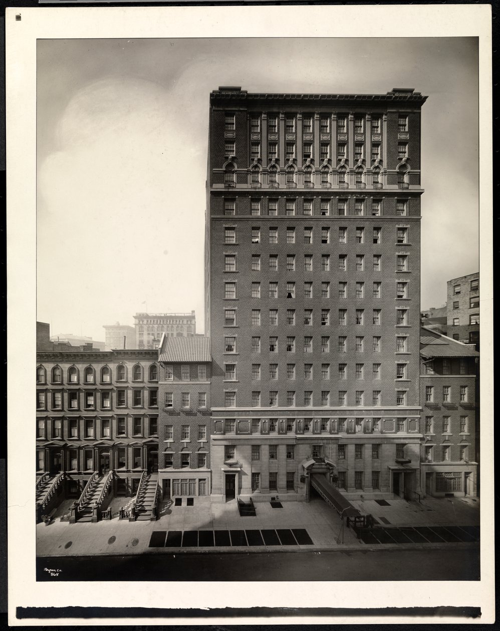 Hotel La Salle, 30 East 60th Street, New York, 1920 (ezüst zselatin nyomat) alkotó: Byron Company