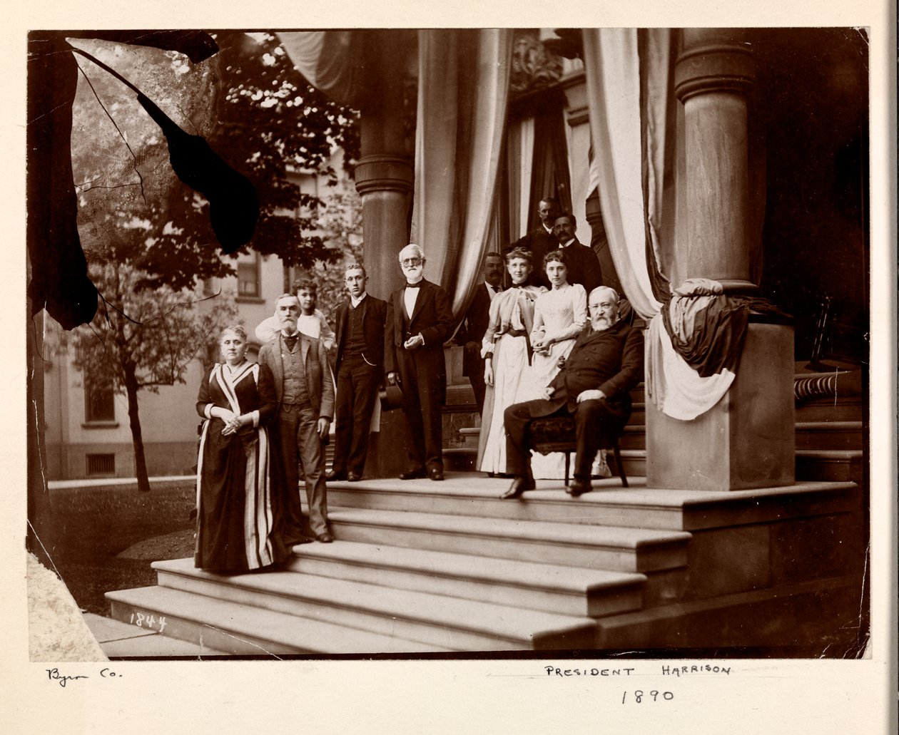 Benjamin Harrison elnök és csoportja, 1890 (ezüst zselatin nyomat) alkotó: Byron Company