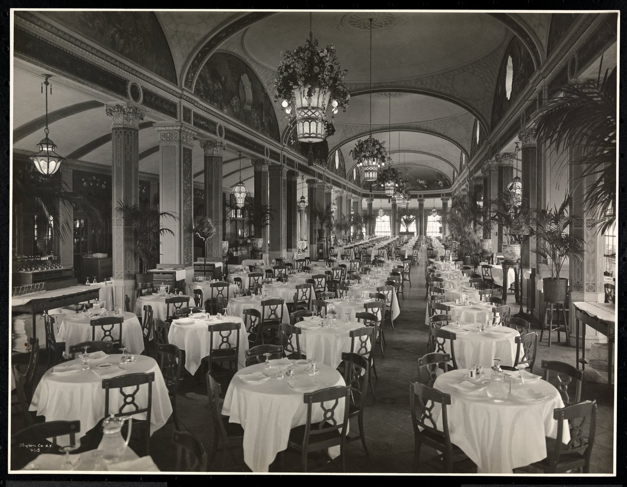 A Hotel Pennsylvania tetőkert étterme, 1919 (ezüst zselatin nyomat) alkotó: Byron Company