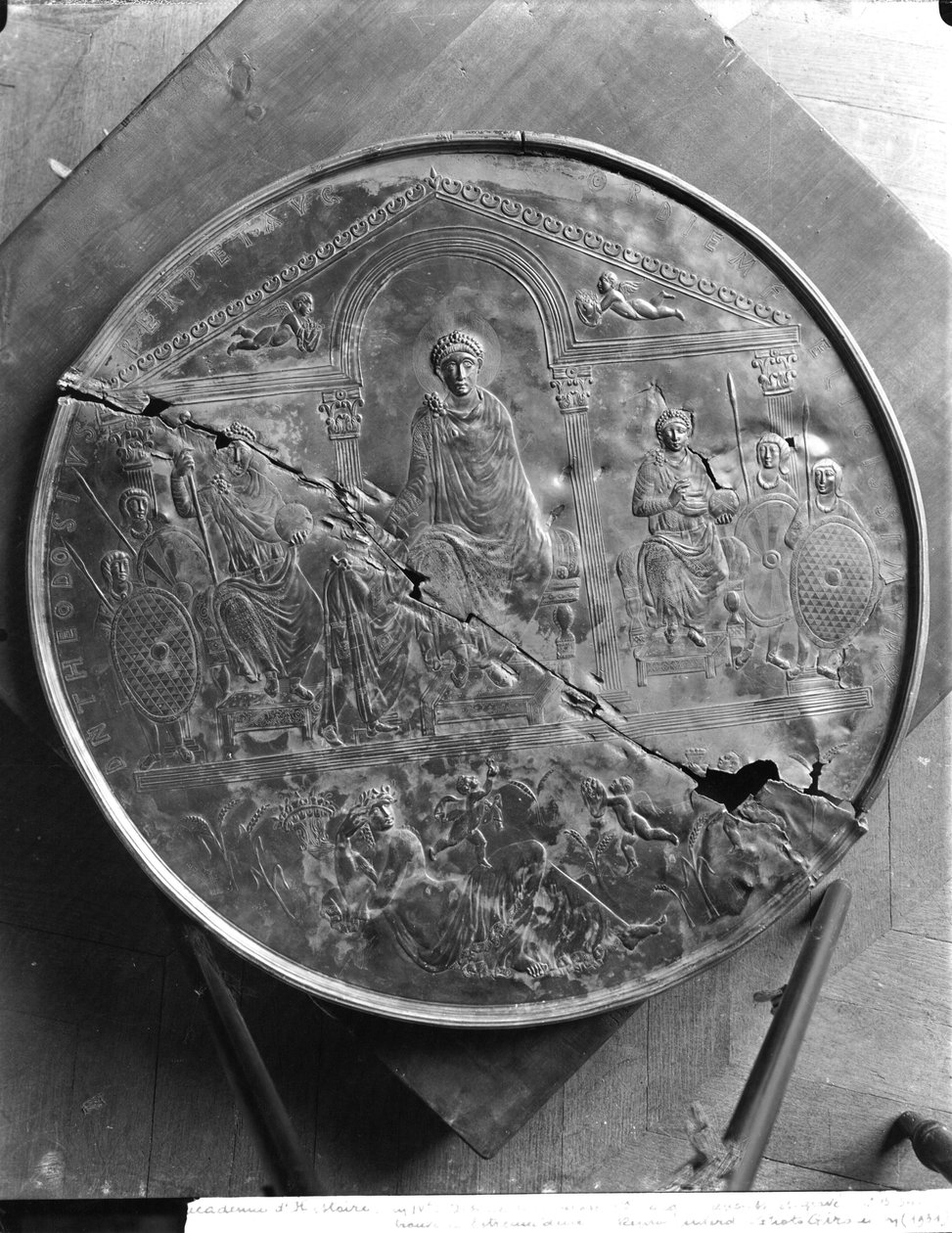 I. Theodosius (347-395) Nagy korongja, 379-395 körül (ezüst) alkotó: Byzantine