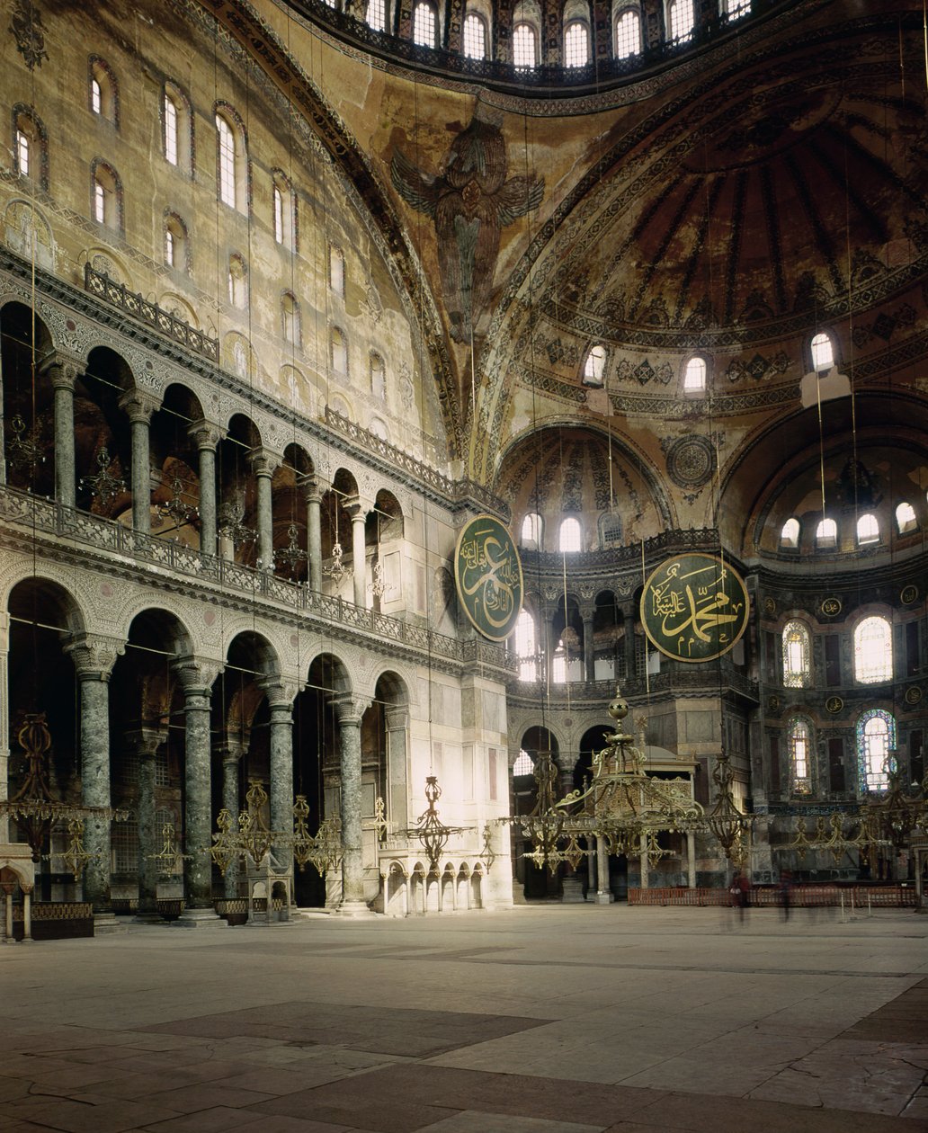 Kilátás a templomhajóra alkotó: Byzantine School