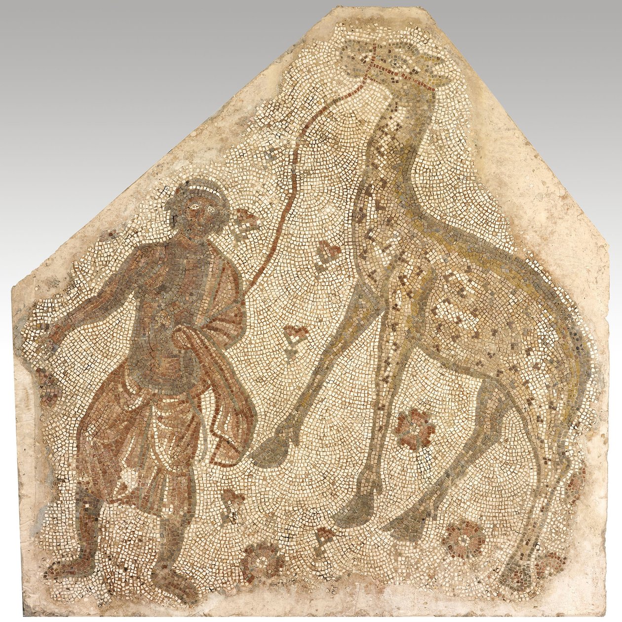 Mozaiktöredék zsiráfot vezető emberrel, Kr. u. 401-500 (kő habarcsban) alkotó: Byzantine