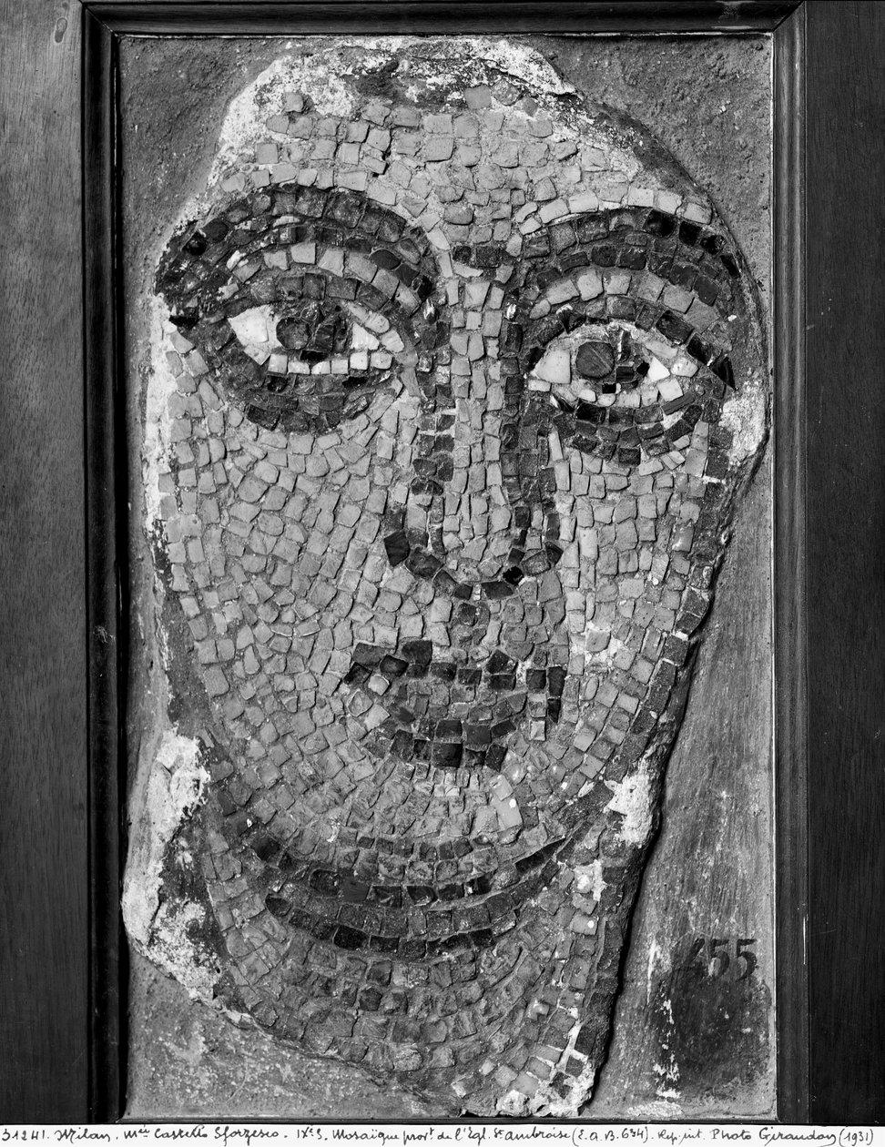 Hölgy arca a Szent Ambrosius templomból, hölgy arca (mozaik) alkotó: Byzantine School