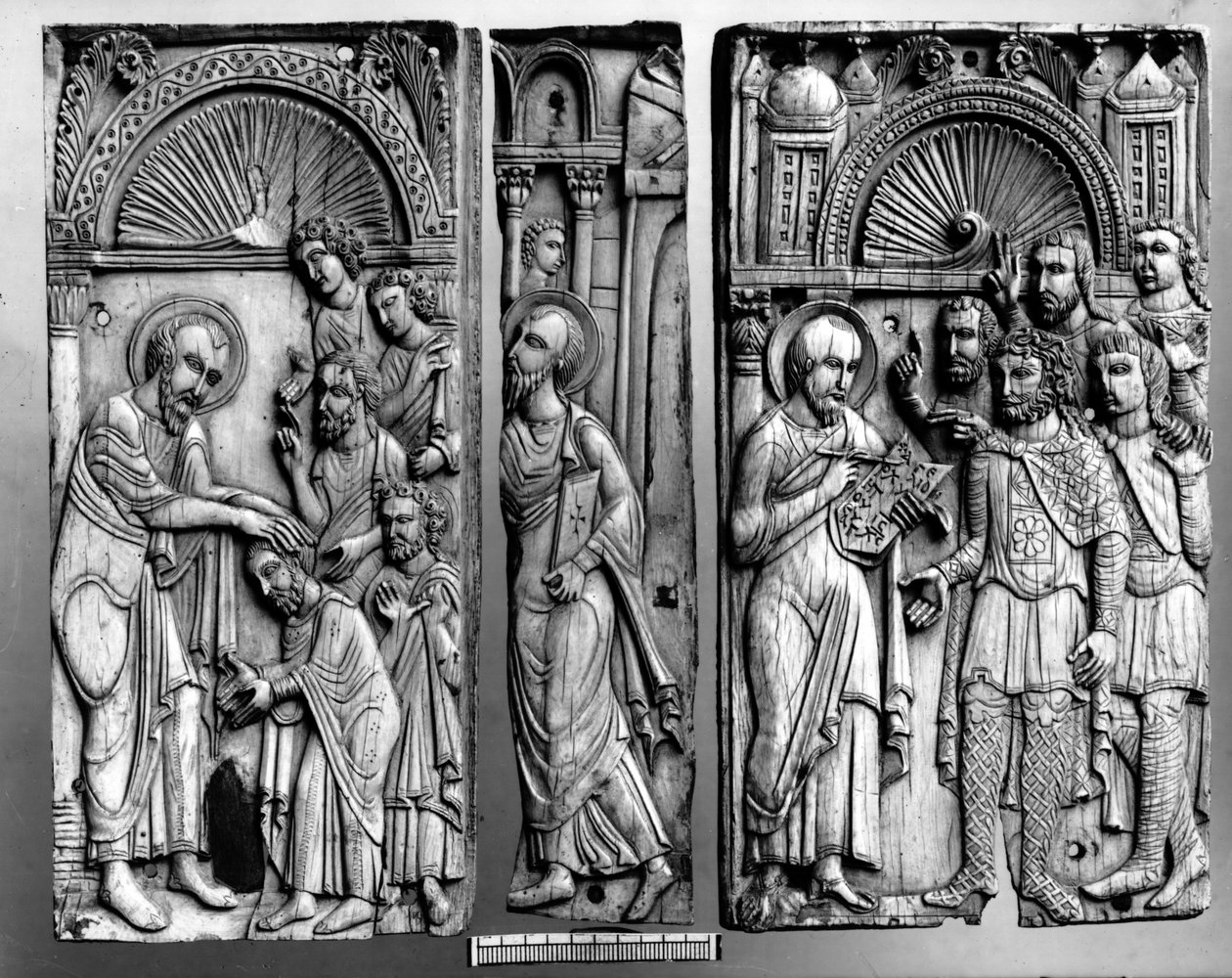Három emléktábla a trónról állítólag Gradóból, 6-7. vagy 11. századi alkotó: Byzantine School