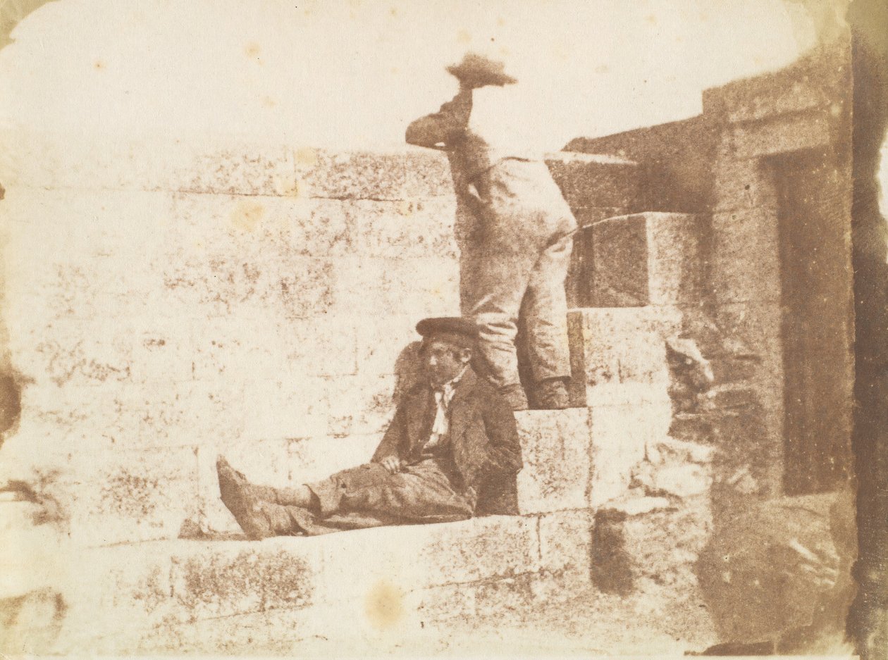 Két fiatal férfi pihen egy mólón, 1840-es évek végén. alkotó: Calvert Jones