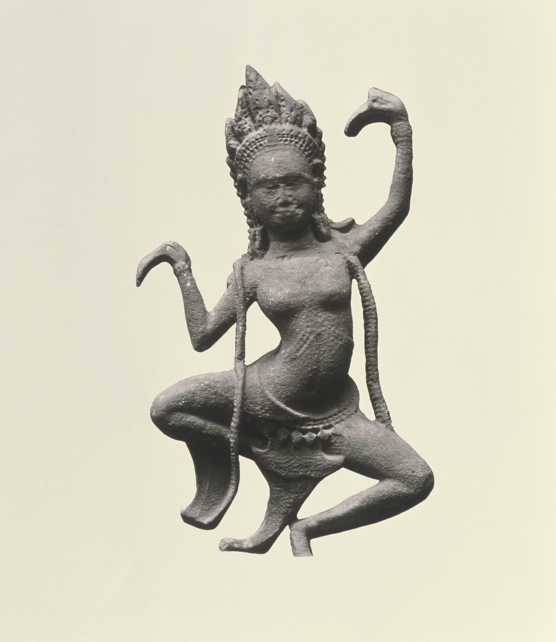 Egy Táncoló Apsaras, részlet egy frízből, 12. század vége - 13. század eleje (kő) (155540-es részlet) alkotó: Cambodian Cambodian