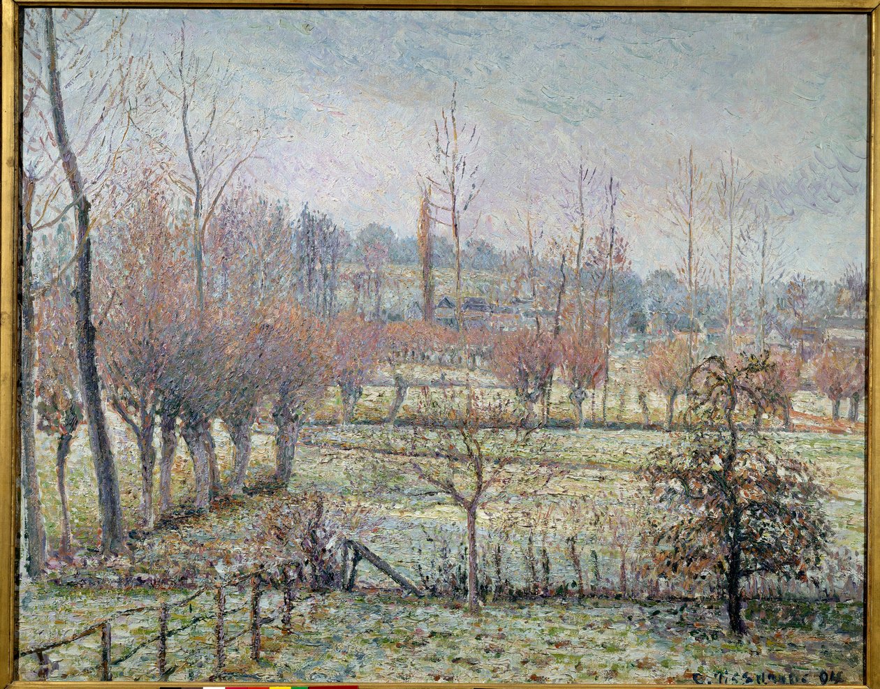 Fehér fagy, reggel vagy hó hatás Eragnyban. Camille Pissarro (1830-1903) festménye alkotó: Camille Jacob Pissarro