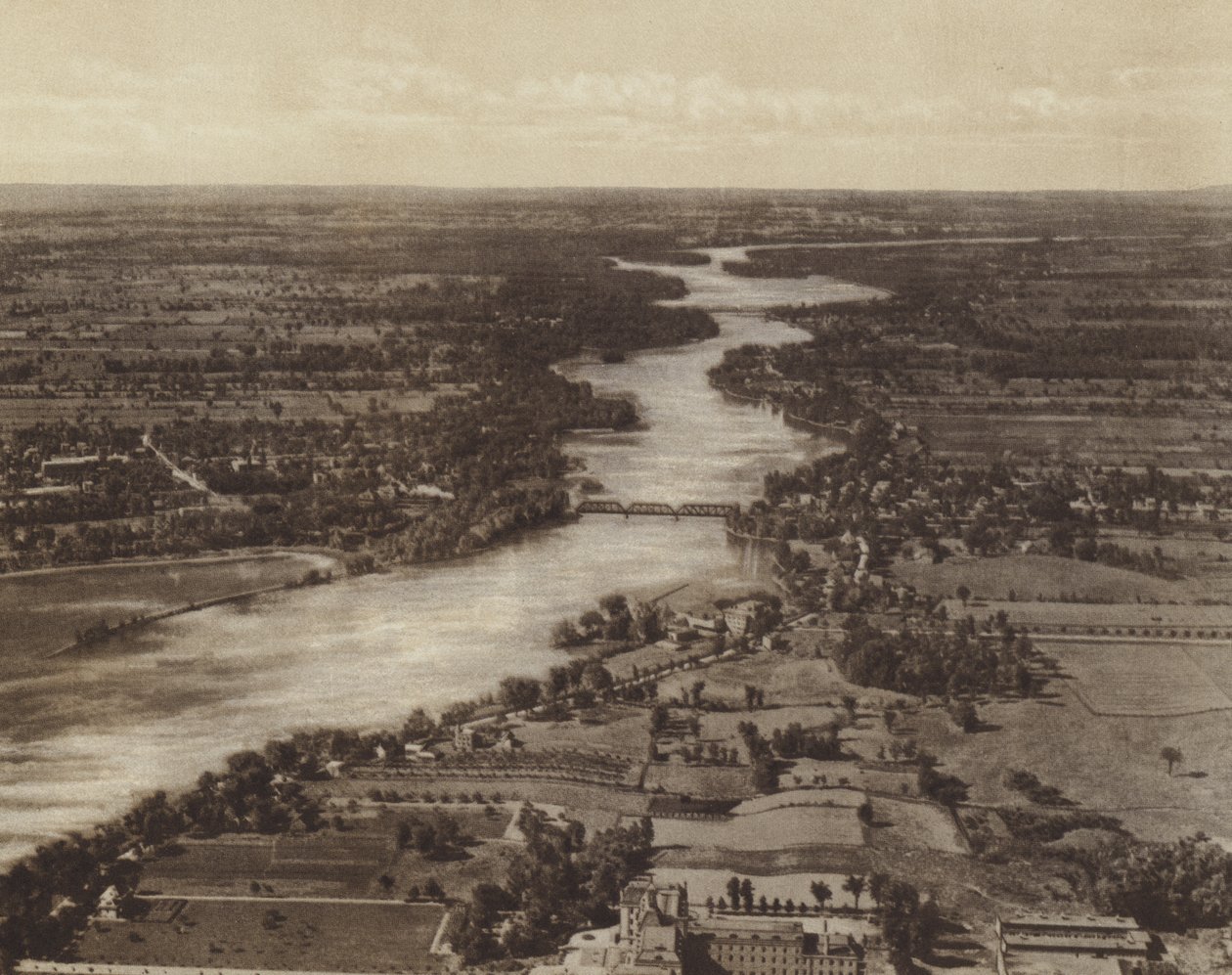 Riviere Des Prairies, a montreali sziget hátsó részén (fekete-fehér fénykép) alkotó: Canadian Photographer