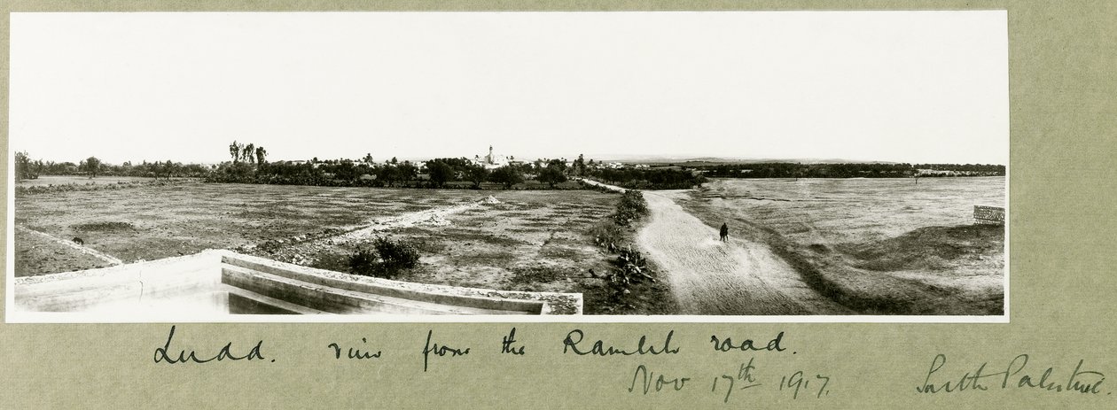 Ludd, kilátás a Ramleh útról, 1917. november 17 alkotó: Capt. Arthur Rhodes