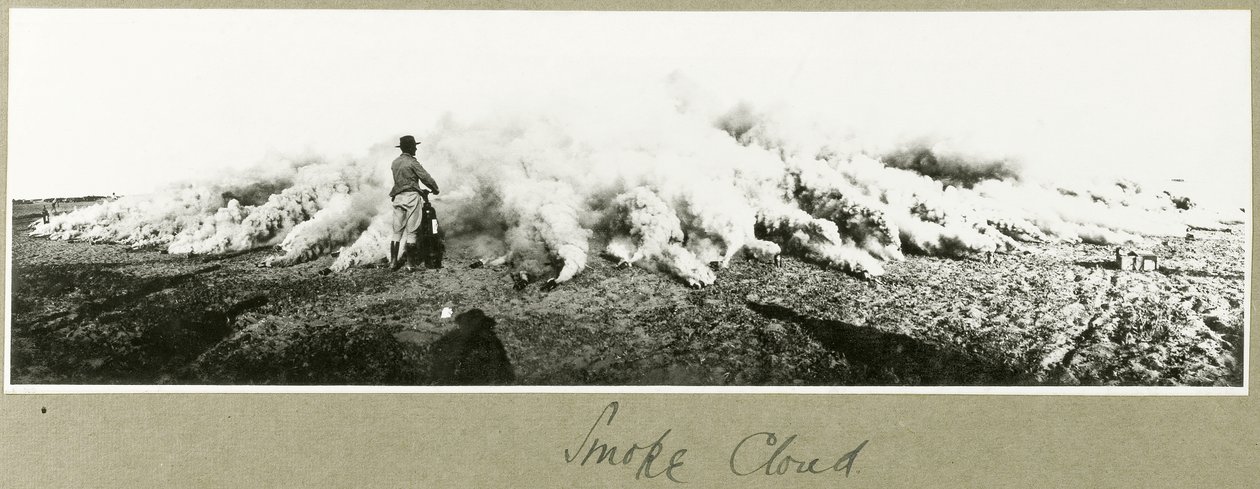 Füstfelhő, Dél-Palesztina, 1917. szeptember alkotó: Capt. Arthur Rhodes