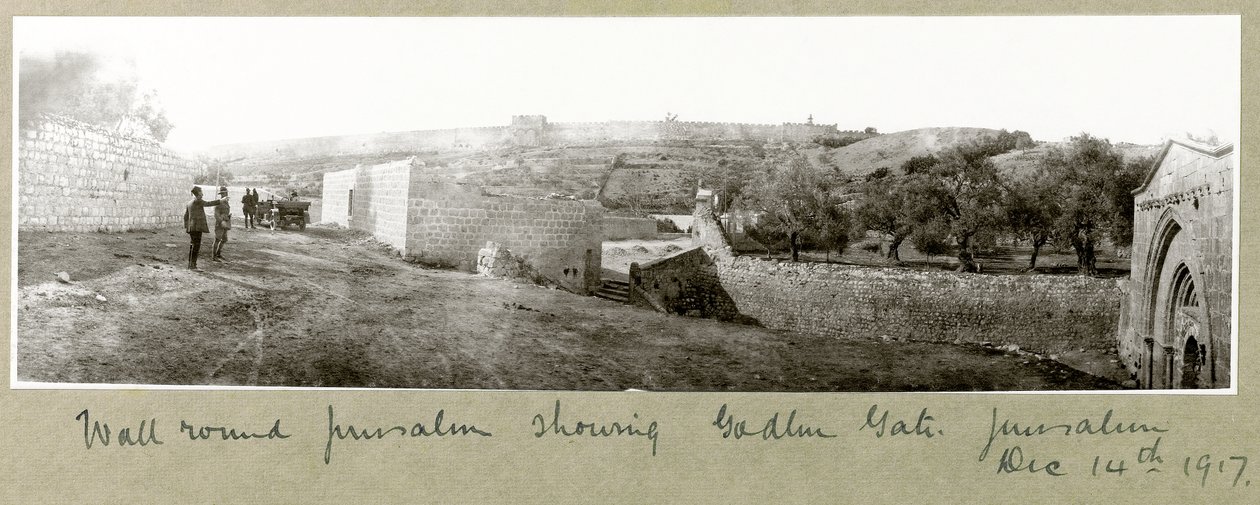 A Jeruzsálemet körülvevő fal látképe az Aranykapuval, 1917. december 14. alkotó: Capt. Arthur Rhodes