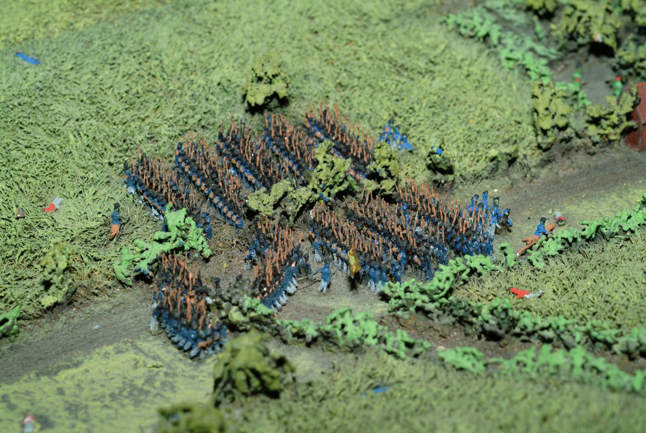 A Waterloo-i csata diorámája, amely az 1815. június 18-án 19.45-kor elhelyezett csapatokat mutatja (vegyes média) (részlet) alkotó: Capt. William Siborne