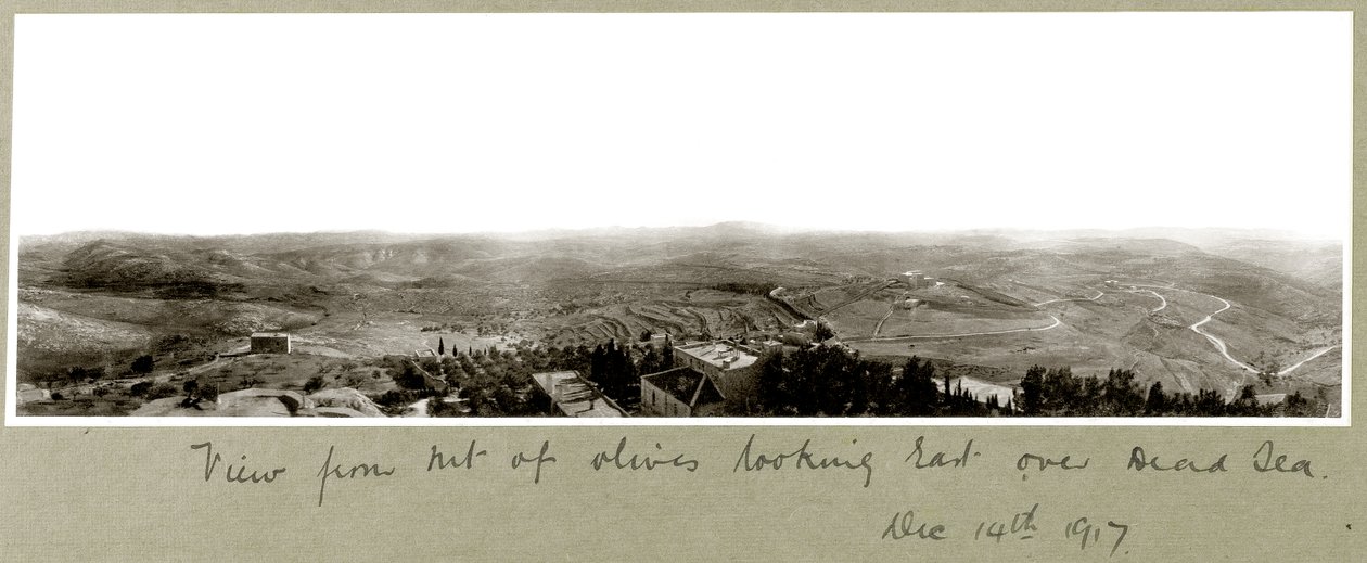 Kilátás az Olajfák hegyéről keletre a Holt-tenger felett, 1917. december 14 alkotó: Capt. Arthur Rhodes