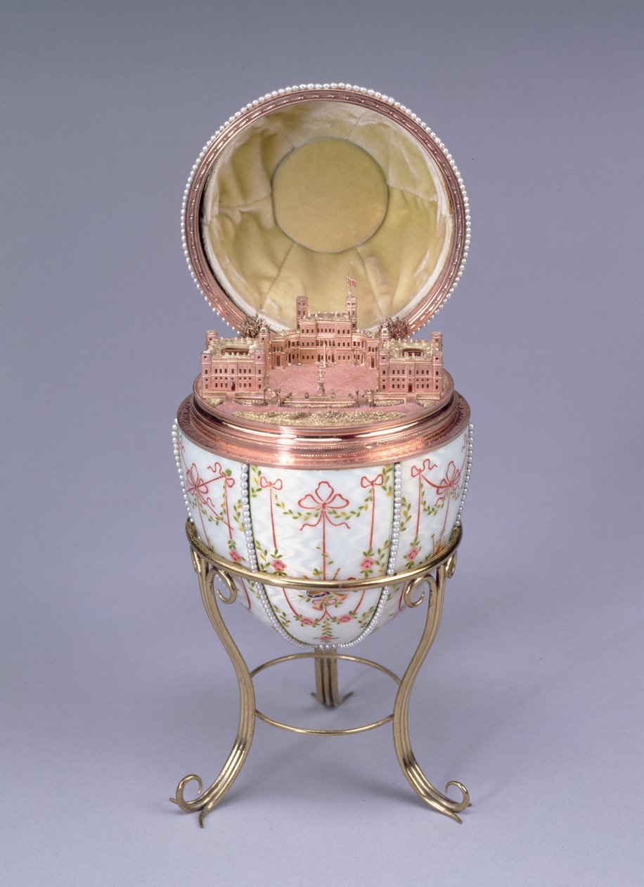 Gatchina palotatojás, készítette: Mihail Perkhin (fl.1884-1903) 1901 (arany, en plein zománc és maggyöngy) alkotó: Carl Fabergé