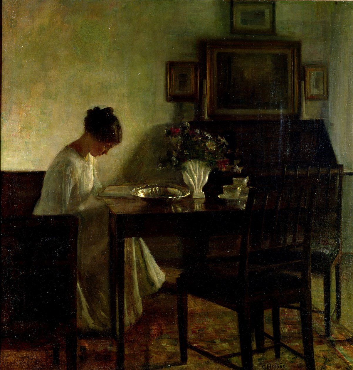 Lány olvasás egy belső térben alkotó: Carl Holsoe