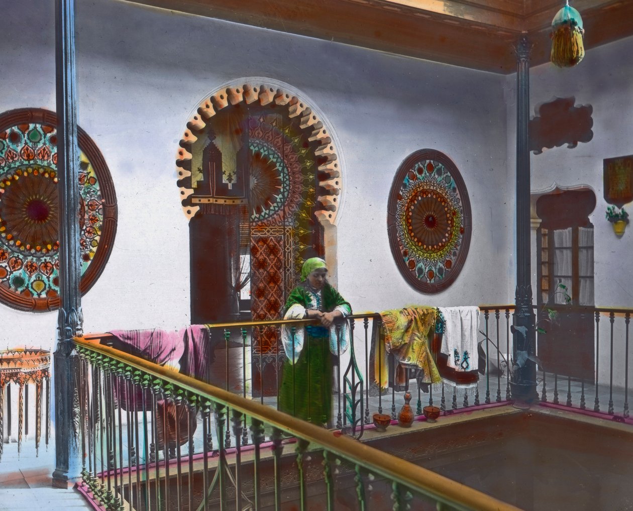 Észak-Marokkó, marokkói nő a galériában, a kép dátuma: 1910 körül, Carl Simon Archívum alkotó: Carl Simon