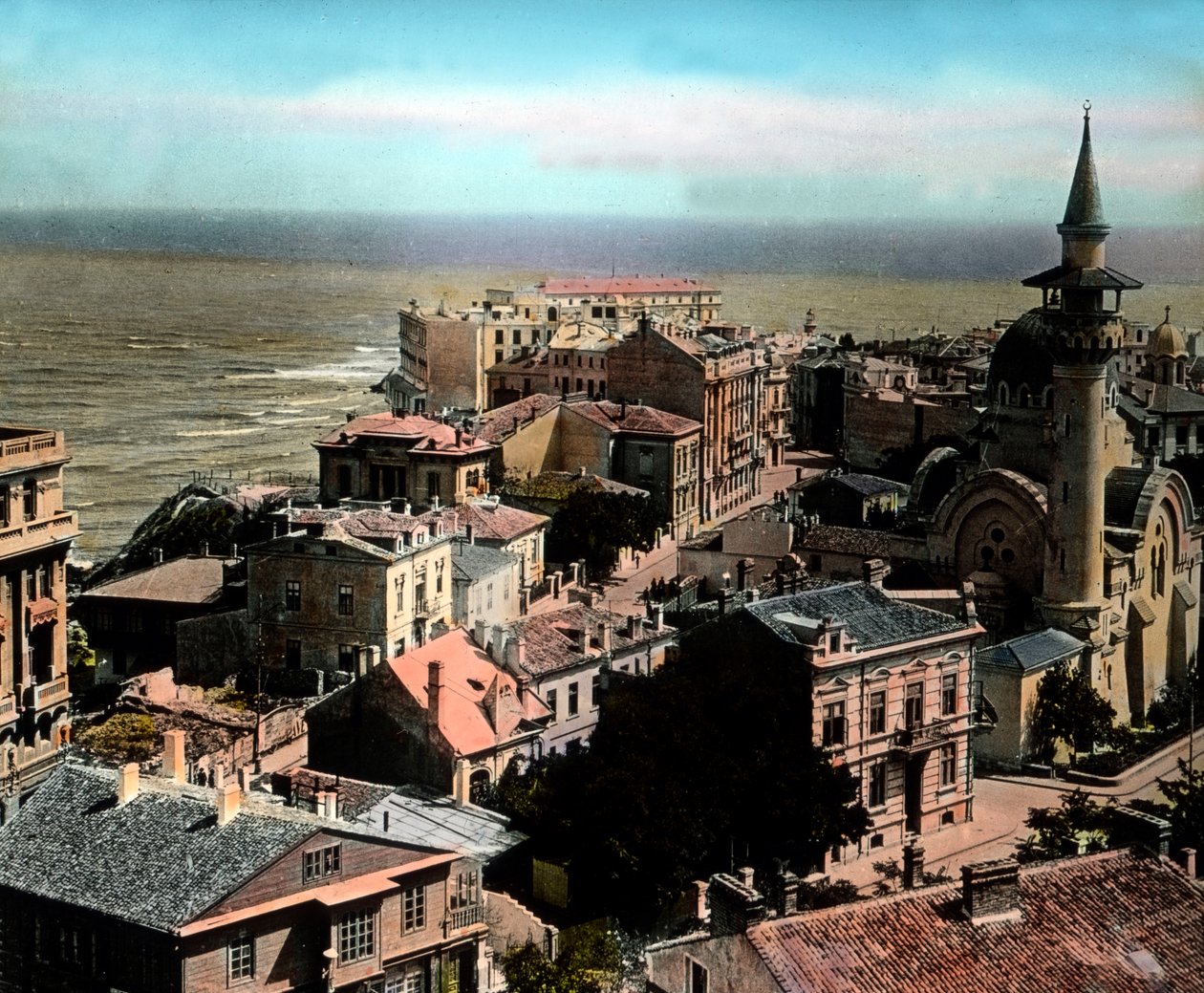 Románia, Constanta város, a Fekete-tenger egyik legnagyobb tengeri kikötője. Kilátás a Nagy Mahmudiye mecsetre, a kép dátuma: 1920 körül. Carl Simon Archívum alkotó: Carl Simon
