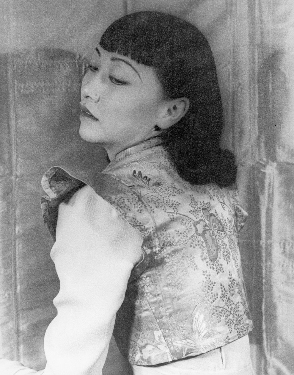 Anna May Wong alkotó: Carl Van Vechten