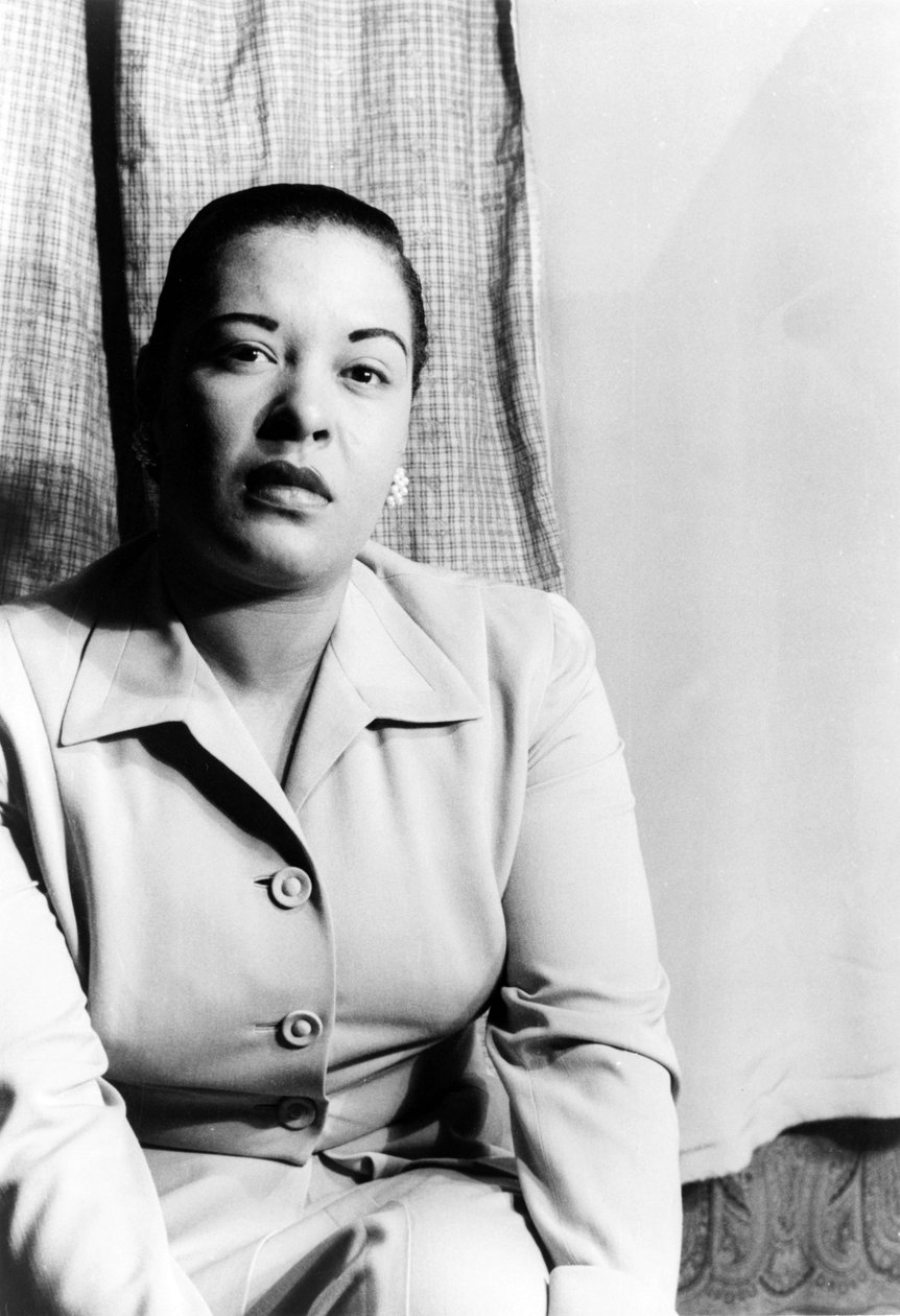 Billie Holiday (1915-1959) amerikai jazzénekesnő március 23. alkotó: Carl Van Vechten