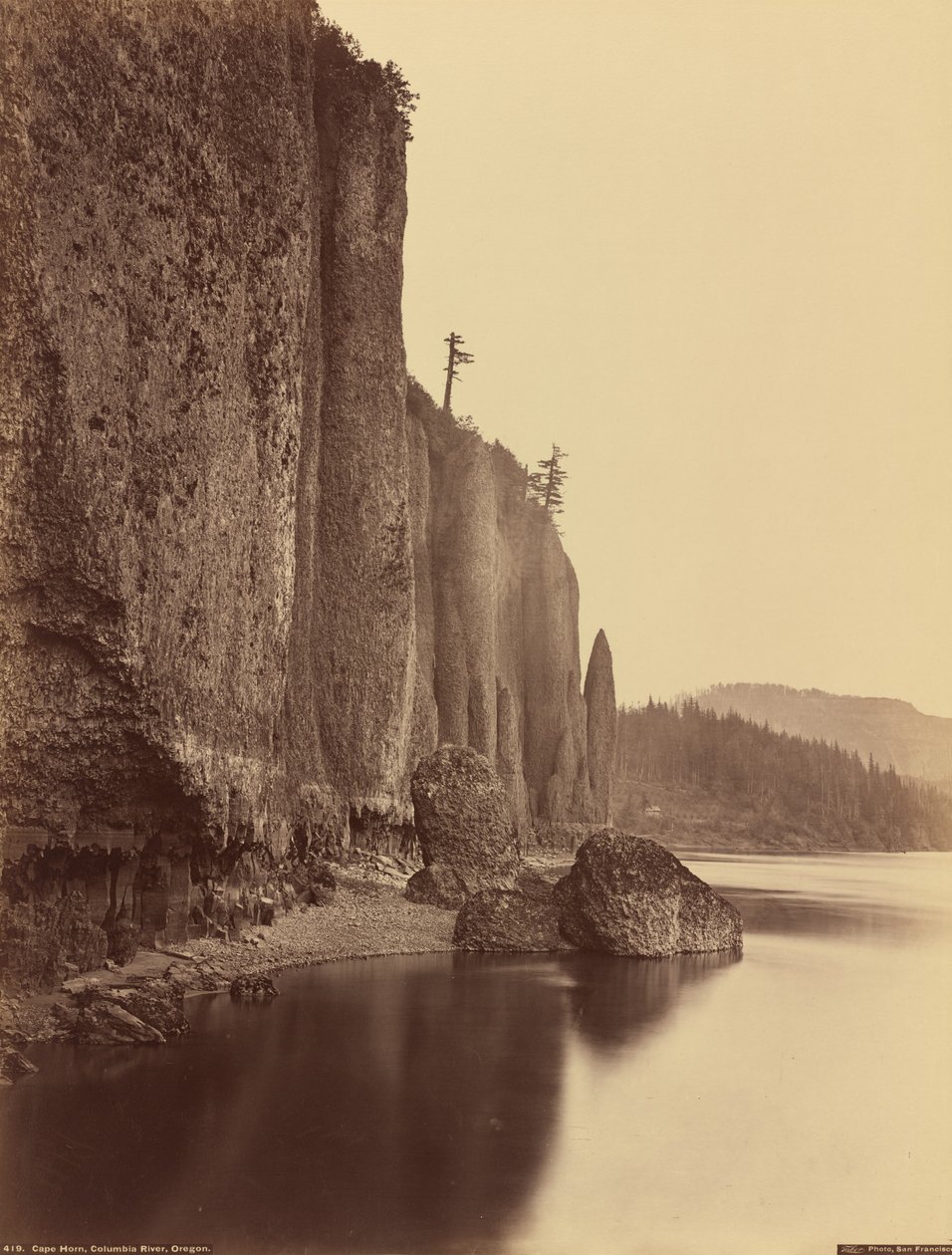 Cape Horn, Columbia River, Oregon alkotó: Carleton E. Watkins