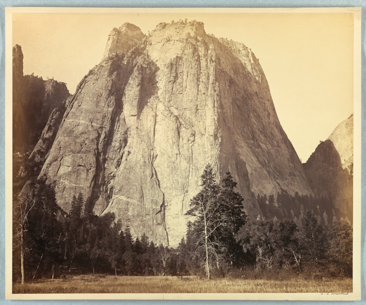 Cathedral Rock, Yosemite alkotó: Carleton E. Watkins
