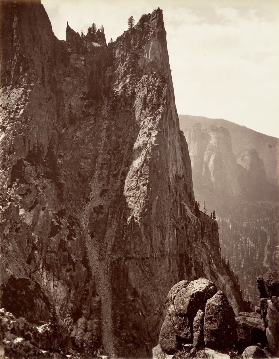 Sentinel Rock, Yosemite, kb. 1872, nyomtatott kb. 1876. alkotó: Carleton E. Watkins.