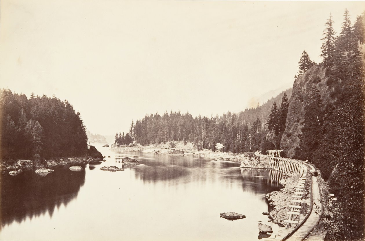 Tooth Bridge, Oregon, 1867, nyomtatott kb. 1876. alkotó: Carleton Emmons Watkins