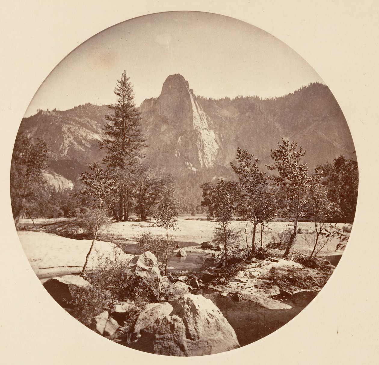 [Yosemite Nemzeti Park, Kalifornia], kb. 1878. alkotó: Carleton Emmons Watkins