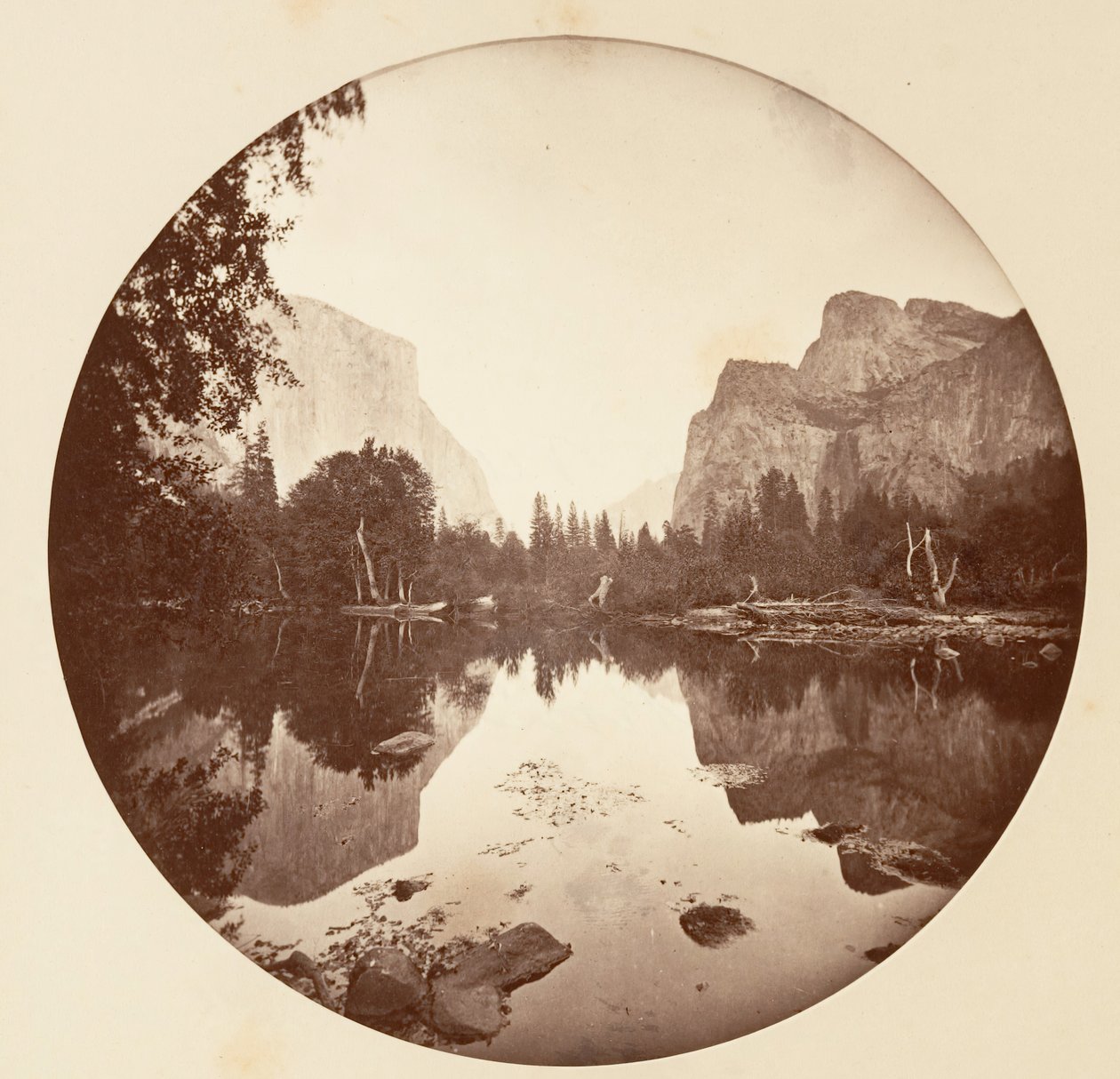 [Yosemite Nemzeti Park, Kalifornia], kb. 1878. alkotó: Carleton Emmons Watkins
