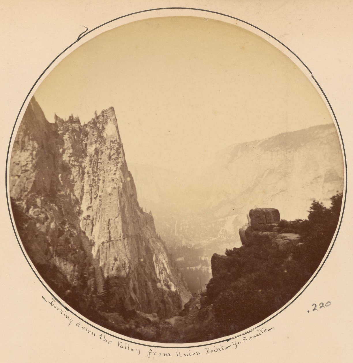 Kilátás a völgyre Union Pointból, Yosemite alkotó: Carleton Watkins