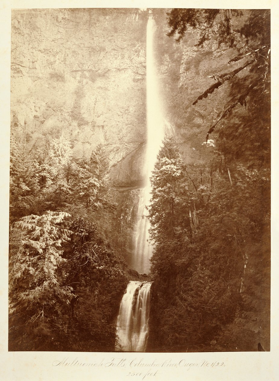 Multnomah-vízesés, Columbia folyó, Oregon, 2500 láb. alkotó: Carleton Watkins