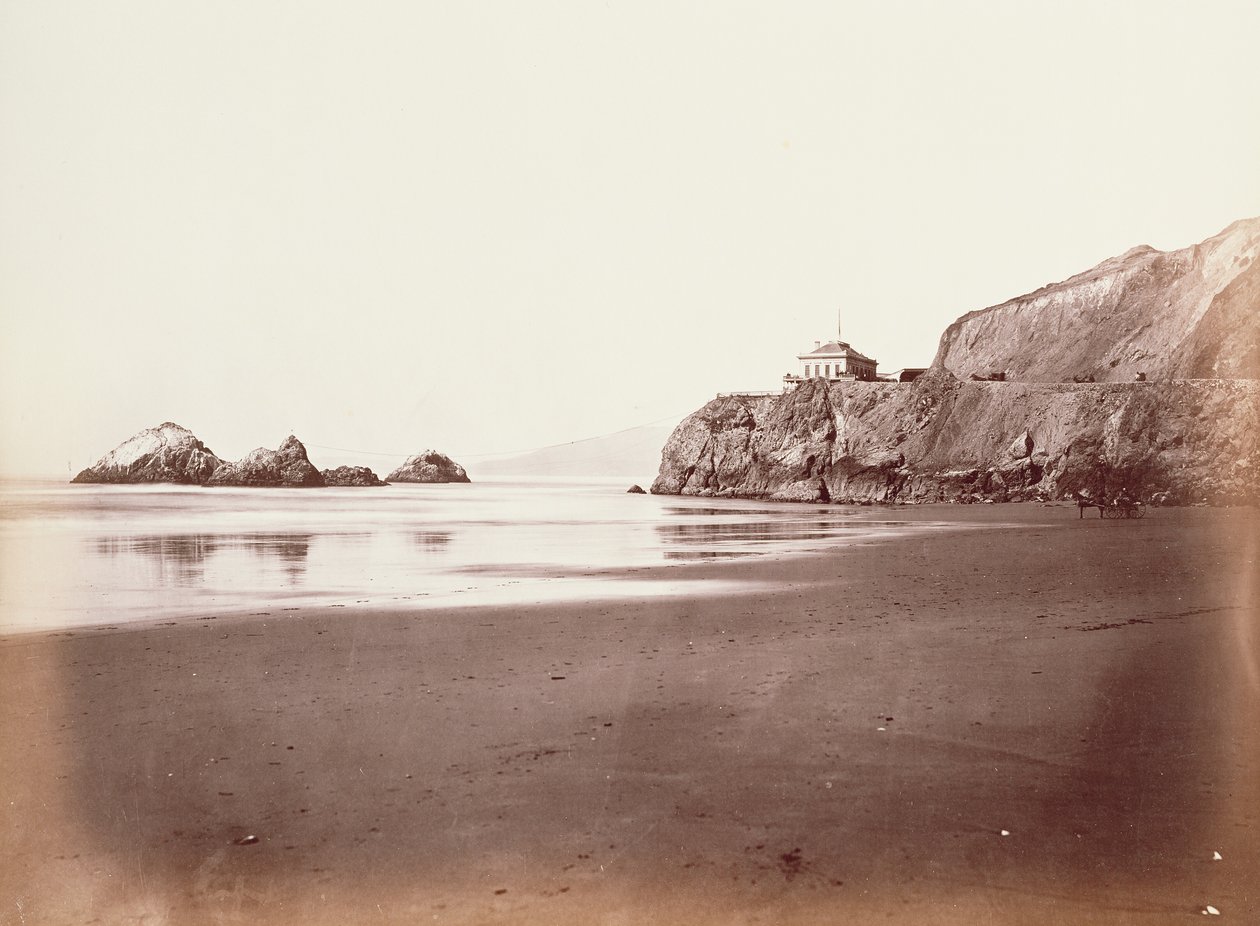[A sziklaház a tengerpartról] alkotó: Carleton Watkins