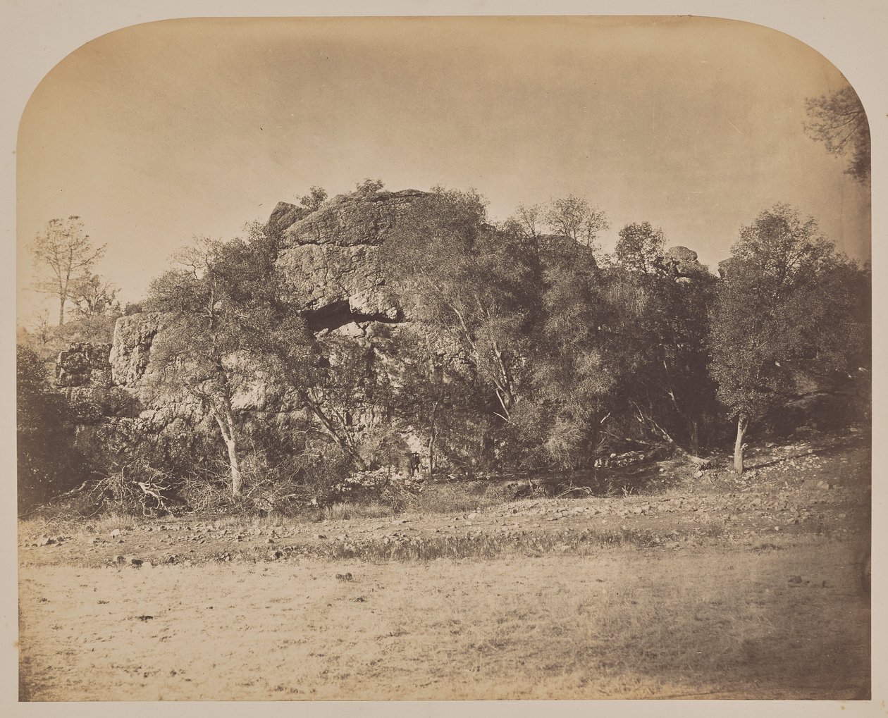 [Tower Rock - Nyugat] alkotó: Carleton Watkins
