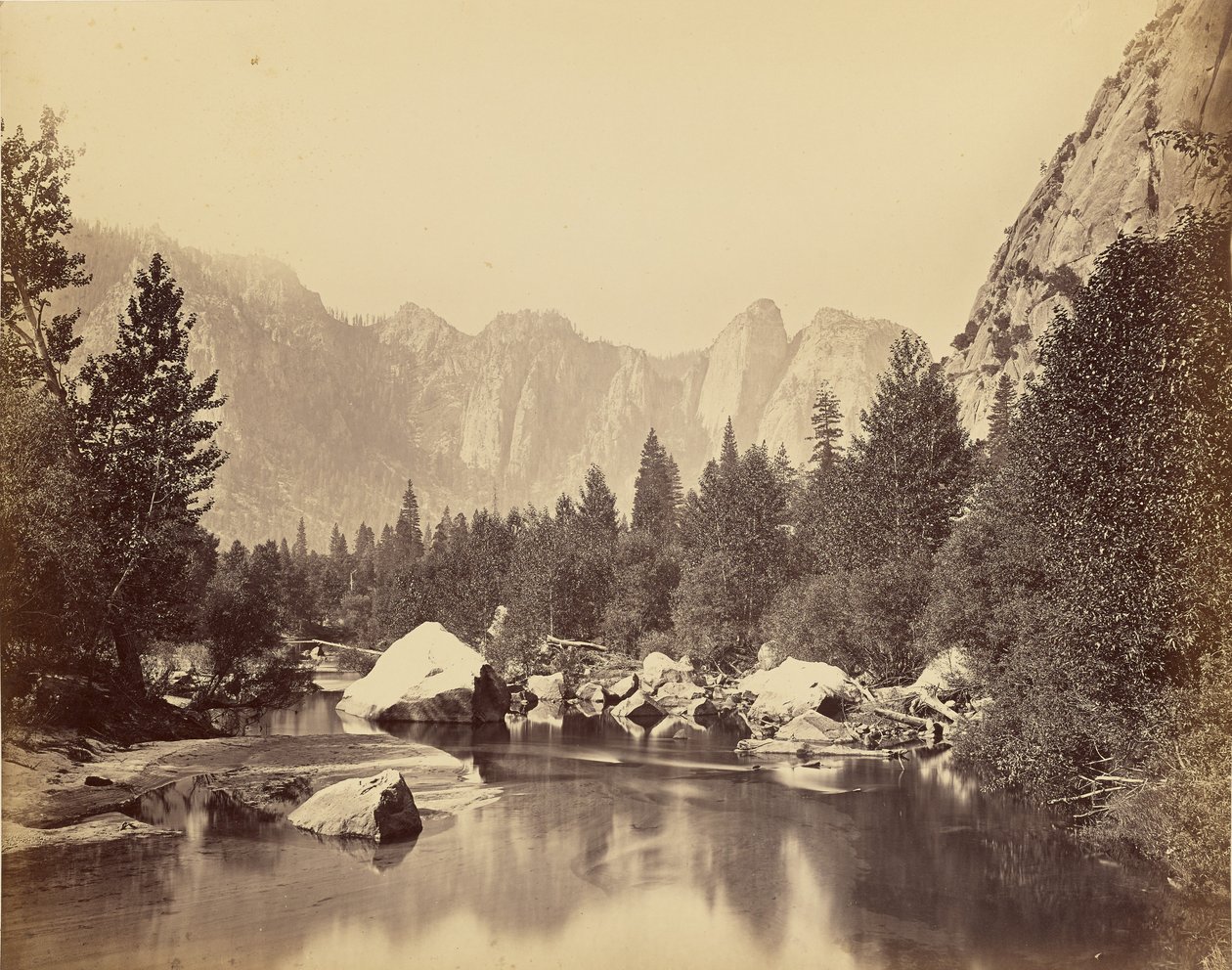 [Kilátás a Mercedre - a távolban a katedrális sziklái] alkotó: Carleton Watkins