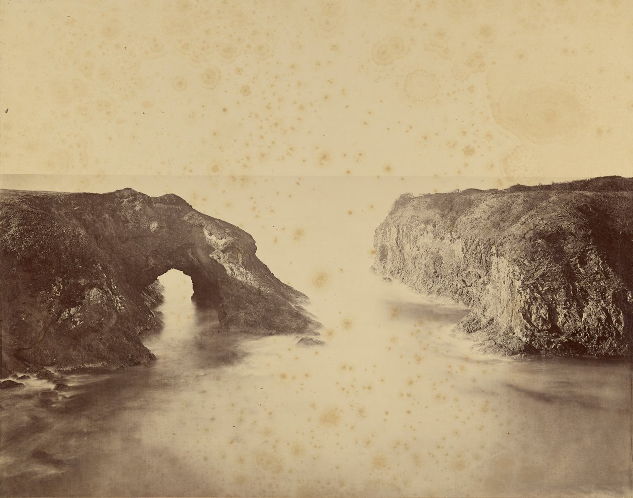 [A csendes-óceáni part látképe, Mendocino] alkotó: Carleton Watkins