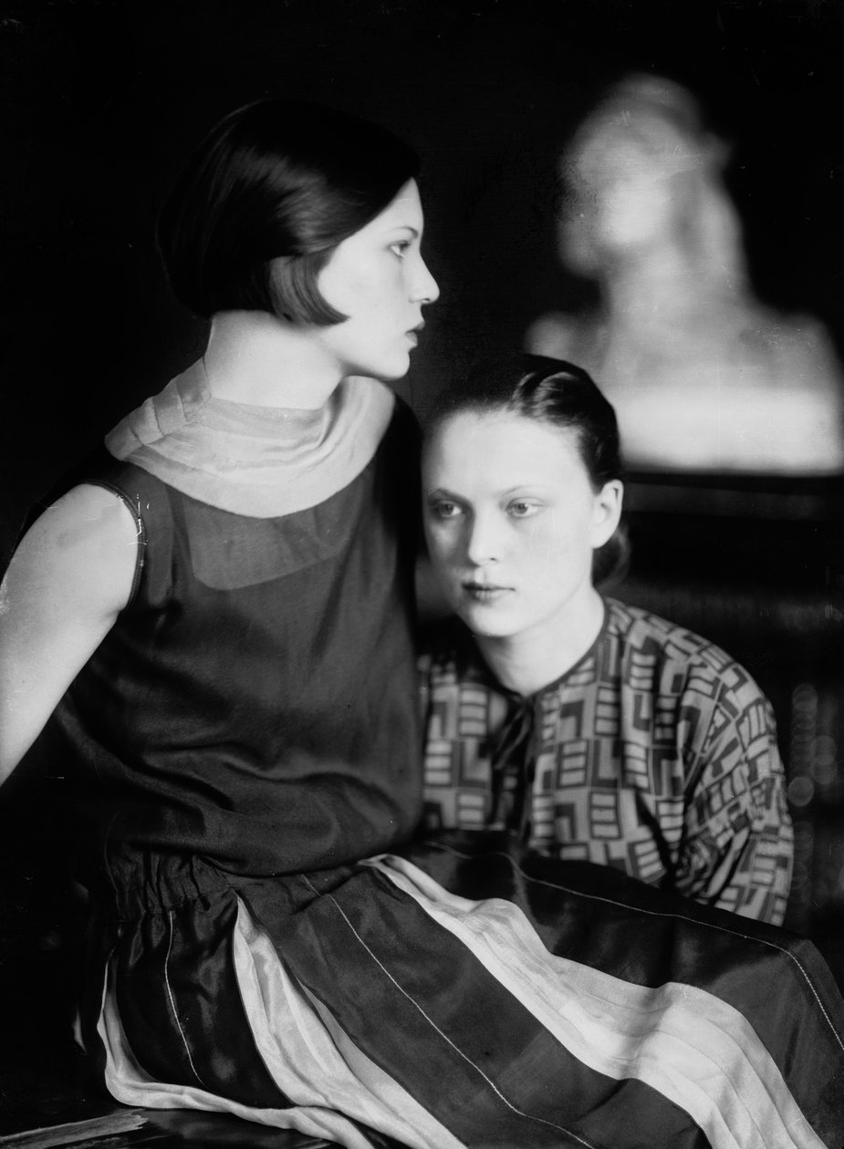 Wanda és Marion Wulz portréja, Trieszt, 1920 körül (üvegtábla) alkotó: Carlo Wulz